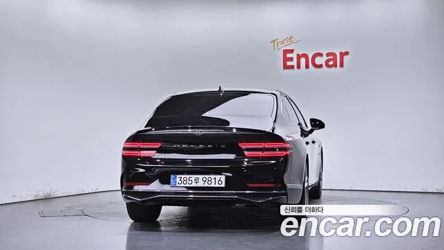 Genesis G80 Бензин 2.5 турбо AWD — Фото автомобиля 4