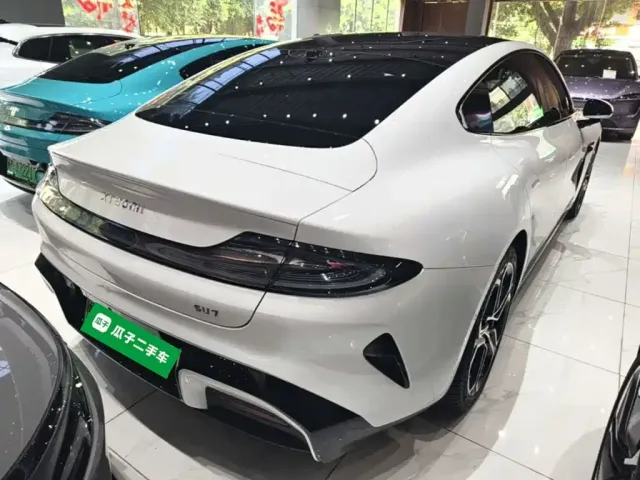 Xiaomi SU7 — Фото автомобиля 6