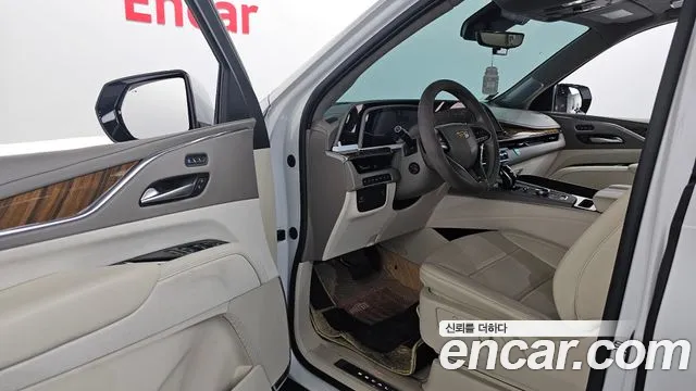 Cadillac Escalade Escalade 5 поколение — Фото автомобиля 10