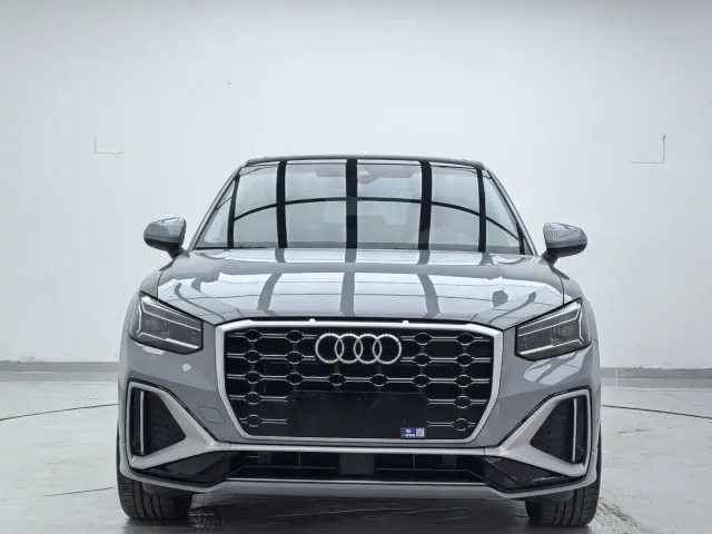Audi Q2L — Фото автомобиля 2
