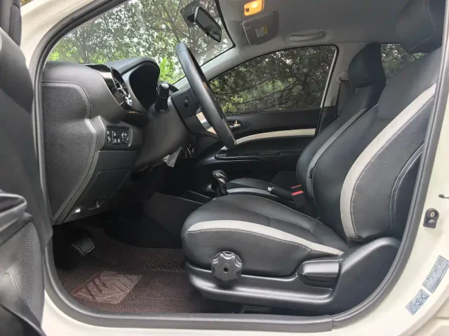 Kia KX1 — Фото автомобиля 7