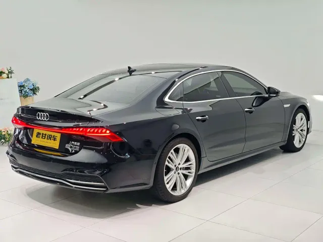 Audi Audi A7L 2024 45 TFSI quattro Premium Luxury — Фото автомобиля 6