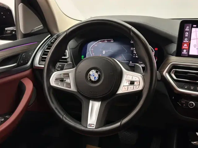 BMW X3 — Фото автомобиля 12