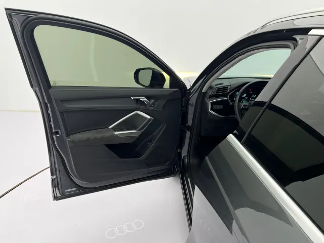 Audi Q3 — Фото автомобиля 19