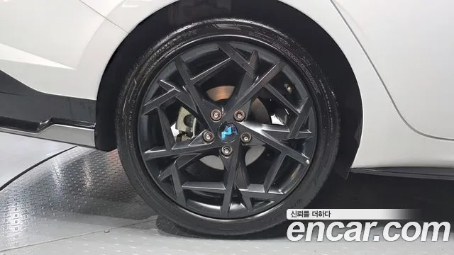 Hyundai Avante CN7 — Фото автомобиля 5