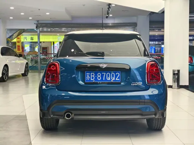 MINI Hatch — Фото автомобиля 15