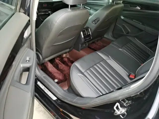 Volkswagen Passat 2023 330TSI Starlight Elite Edition — Фото автомобиля 12