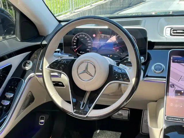 Mercedes-Benz Maybach S-Class — Фото автомобиля 20