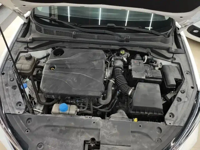 Changan Eado — Фото автомобиля 19