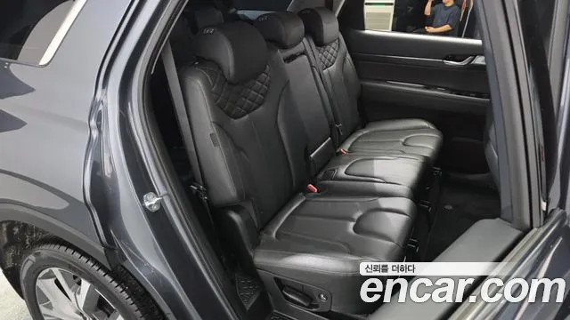 Hyundai Palisade Palisade Дизель 2.2 2WD — Фото автомобиля 10
