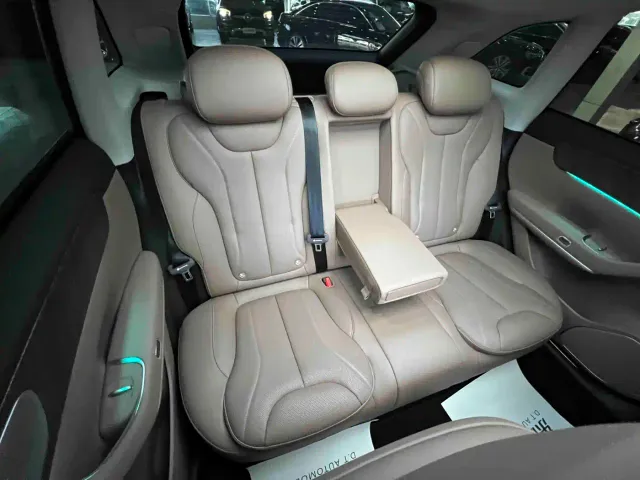 Leapmotor C11 — Фото автомобиля 19