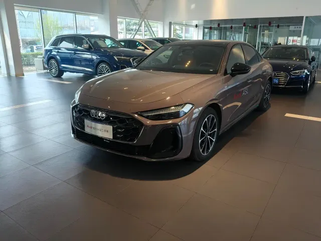 Фотография автомобиля — Audi A5L