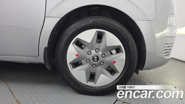 Hyundai Staria — Фото автомобиля 6