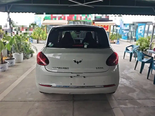 Wuling Bingo — Фото автомобиля 5