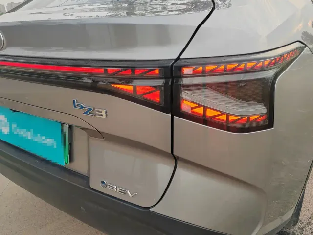 Toyota bZ3 — Фото автомобиля 4