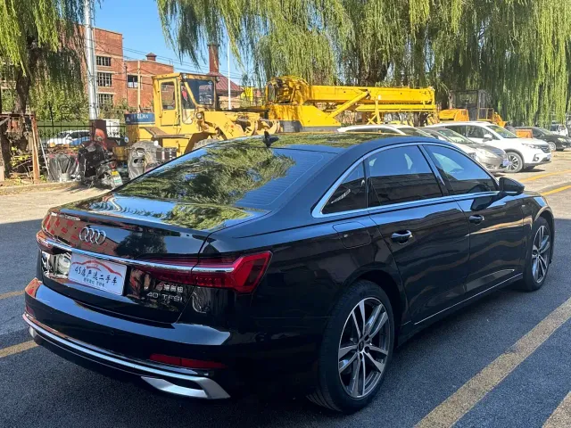Audi A6L — Фото автомобиля 12