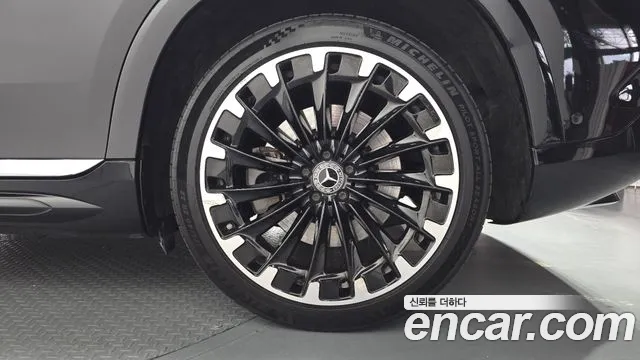 Mercedes-Benz EQS — Фото автомобиля 18