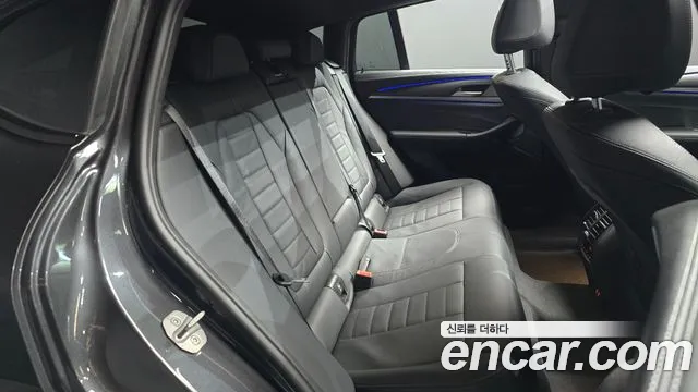 BMW X4 xDrive20i M Sport Pro Special Edition — Фото автомобиля 11