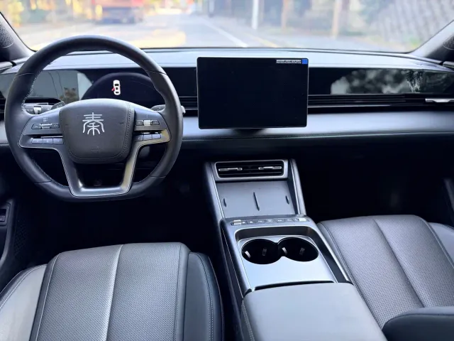 BYD Qin L — Фото автомобиля 7