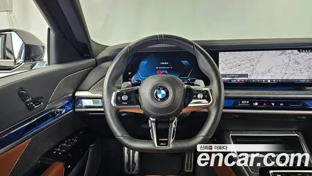 BMW 7-Series 7 серия (G70) 740i xDrive M Sport — Фото автомобиля 13