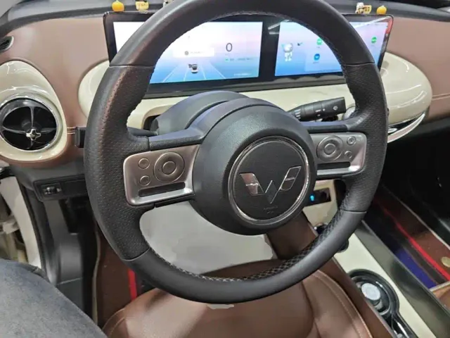 Wuling Bingo — Фото автомобиля 10