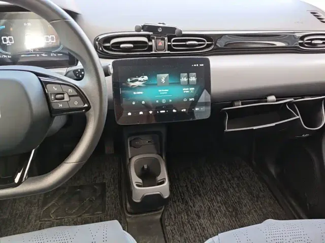 Leapmotor T03 — Фото автомобиля 12