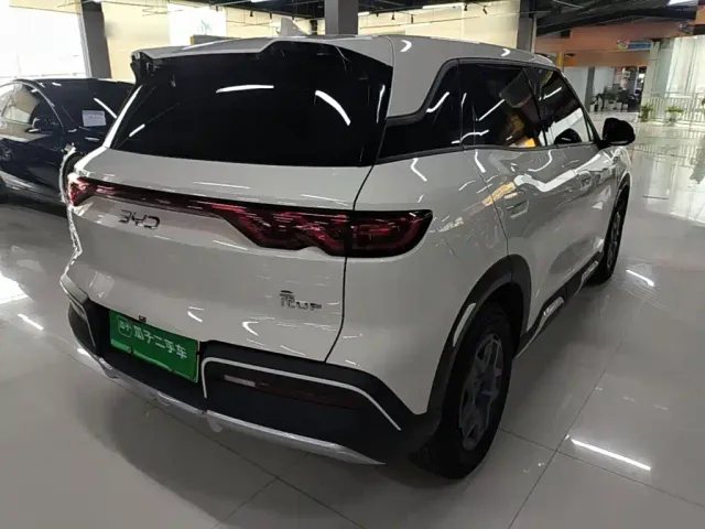 BYD Yuan UP — Фото автомобиля 6