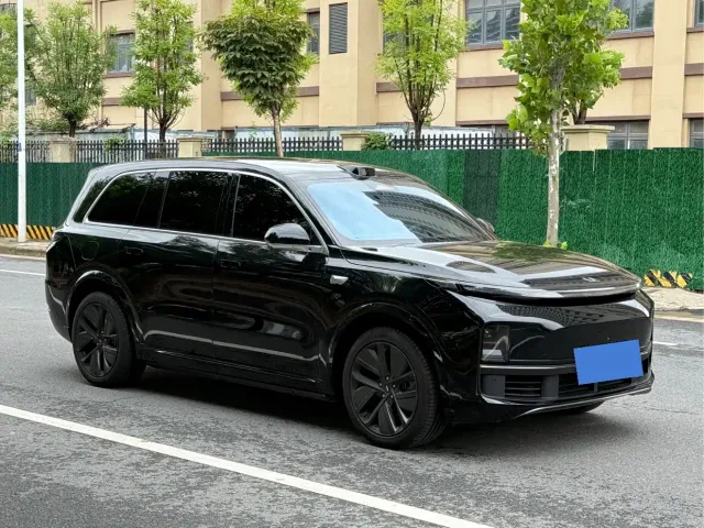 Li Auto L9 — Фото автомобиля 3