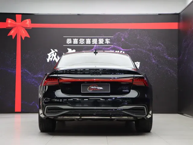 Audi A7L — Фото автомобиля 5