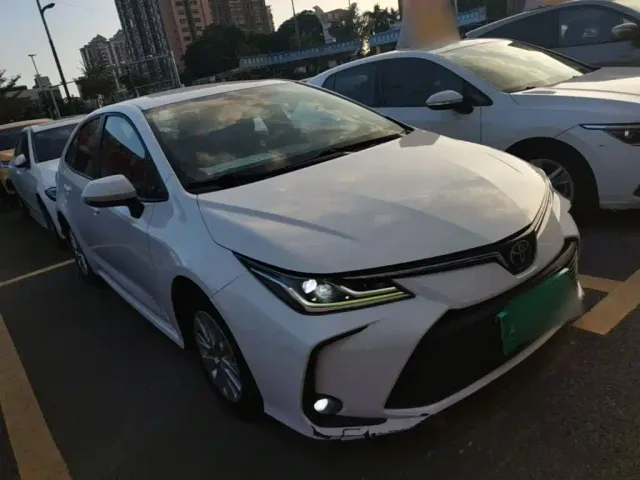 Toyota Corolla — Фото автомобиля 3