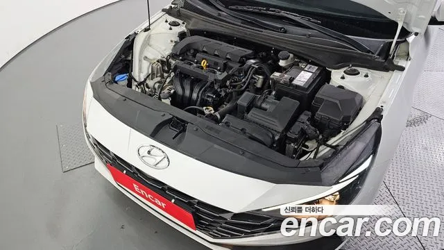 Hyundai AVANTE Avante (CN7) — Фото автомобиля 6