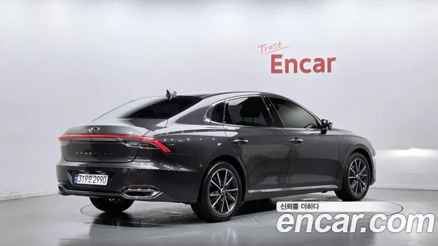 Hyundai Grandeur Новый Grandeur IG — Фото автомобиля 2