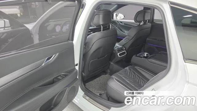 Genesis G80 Бензин 2.5 турбо AWD — Фото автомобиля 11