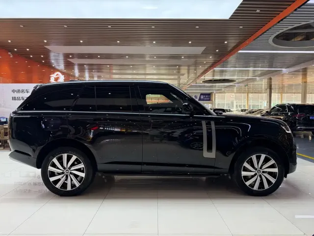 Land Rover Range Rover — Фото автомобиля 11