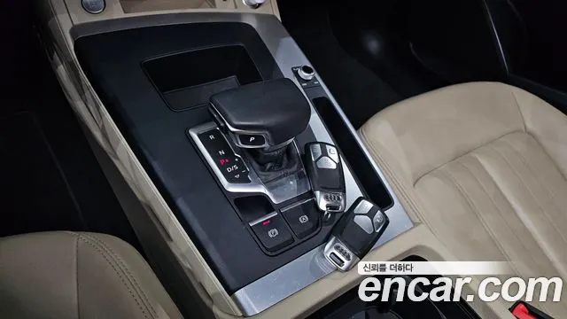 Audi Q5 45 TFSI quattro Sportback — Фото автомобиля 9