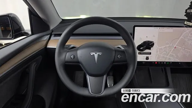 Tesla Model Y — Фото автомобиля 19
