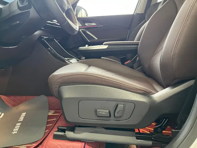 BMW X1 — Фото автомобиля 14
