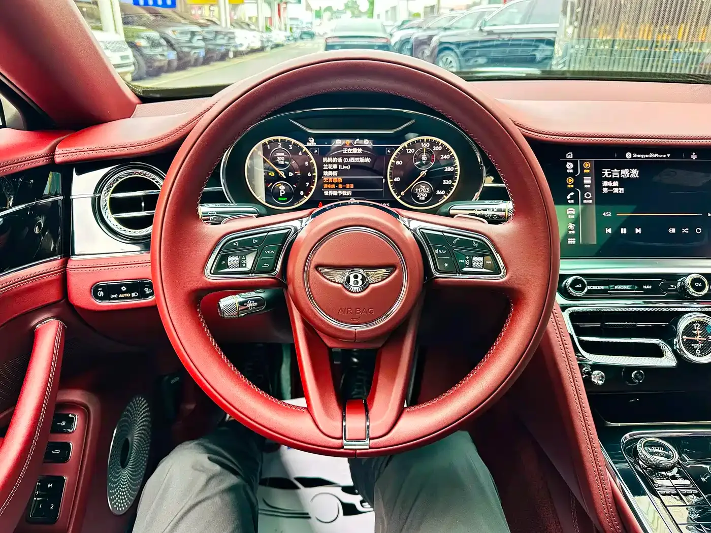 Bentley Flying Spur Plug-in Hybrid 2022 2.9T V6 Hybrid — Фото автомобиля 10