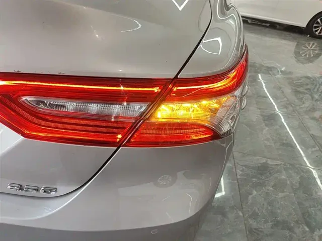 Toyota Camry — Фото автомобиля 7