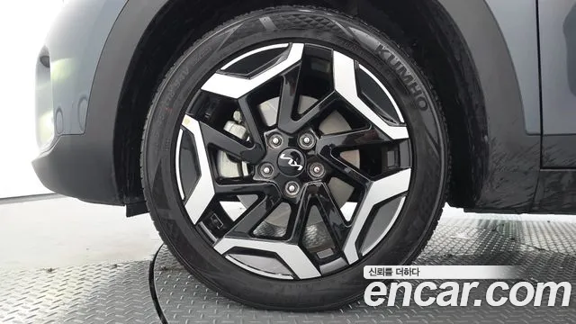 Kia Seltos — Фото автомобиля 5