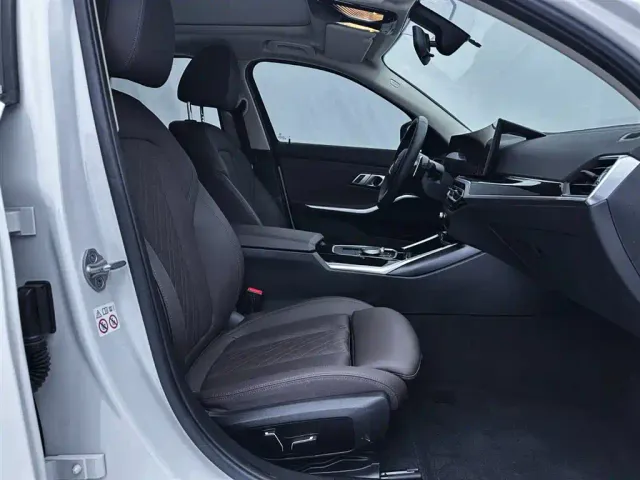 BMW 3 Series — Фото автомобиля 20