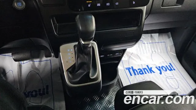 Hyundai Staria Staria Tourer 11 мест — Фото автомобиля 9