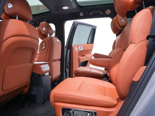 Li Auto L9 — Фото автомобиля 20