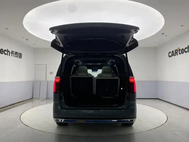 ZEEKR Zeekr 009 2024 6-seat Executive AWD 108kWh — Фото автомобиля 29