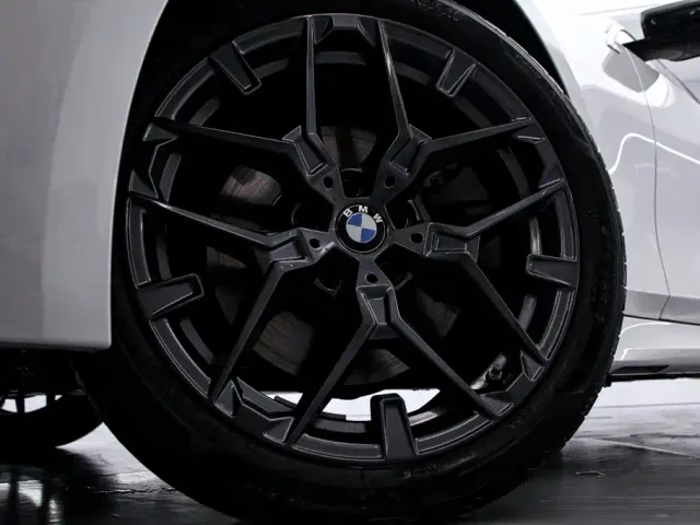 BMW 3 Series — Фото автомобиля 19