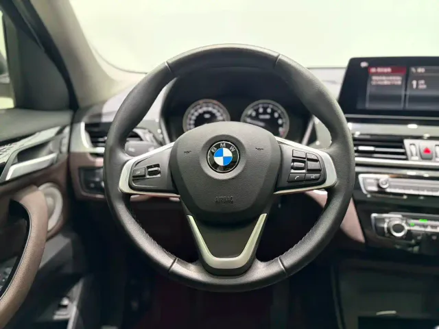 BMW X1 — Фото автомобиля 10