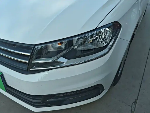 Volkswagen Santana — Фото автомобиля 23