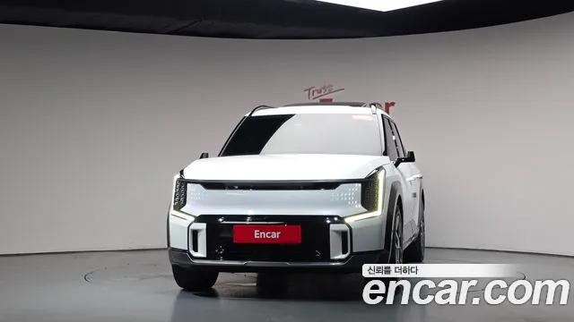 Kia EV9 — Фото автомобиля 2
