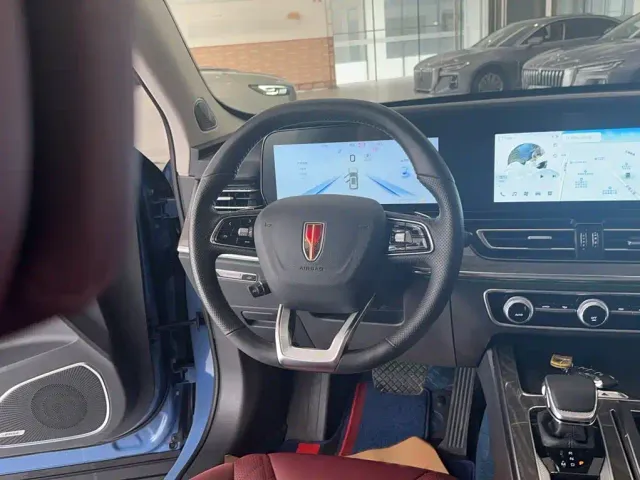 Hongqi HS5 — Фото автомобиля 2