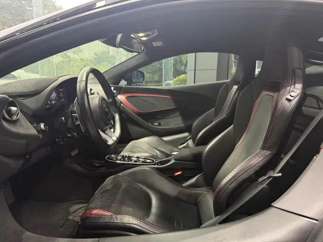 McLaren GT — Фото автомобиля 4